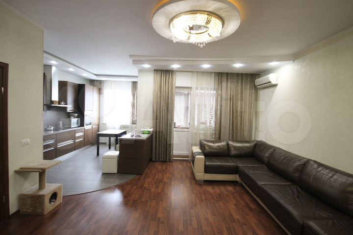 2-к. квартира, 80 м², 3/10 эт.