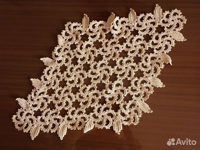 Кружевная салфетка