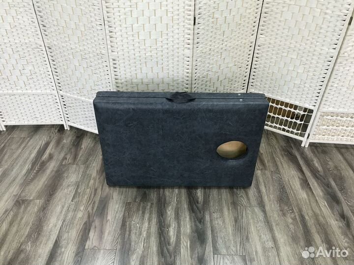 Складной массажный стол