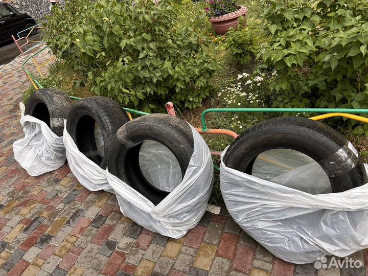 Bridgestone Dueler H/T 684II 265/60 R18 110H