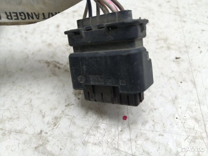 Проводка двери передняя левая Peugeot 308