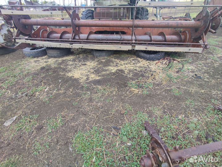 Комбайн Нива-Сельхозтехника СКА-5, 1997