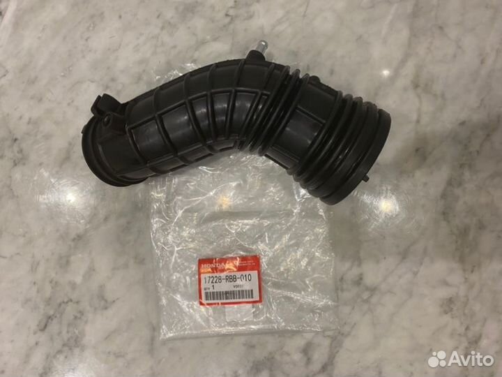 Патрубок воздушного фильтра Monda Accord CL7 2007