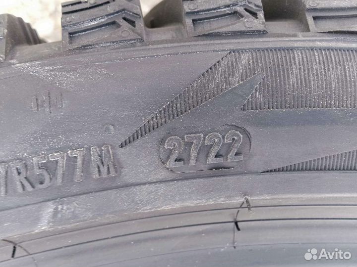 Pirelli Scorpion Ice Zero 2 285/35 R22 и 315/30 R22 107H