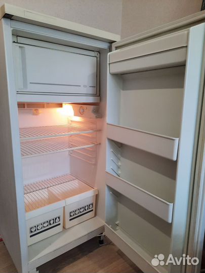 Холодильник бу Atlant