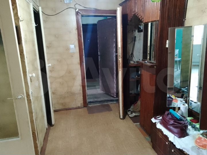 2-к. квартира, 49 м², 1/5 эт.