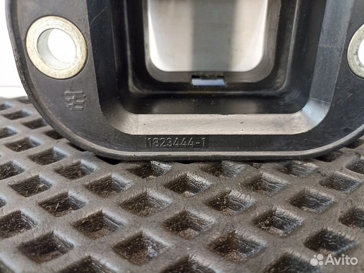 1823444 Крепление проводки Renault T, Volvo FH