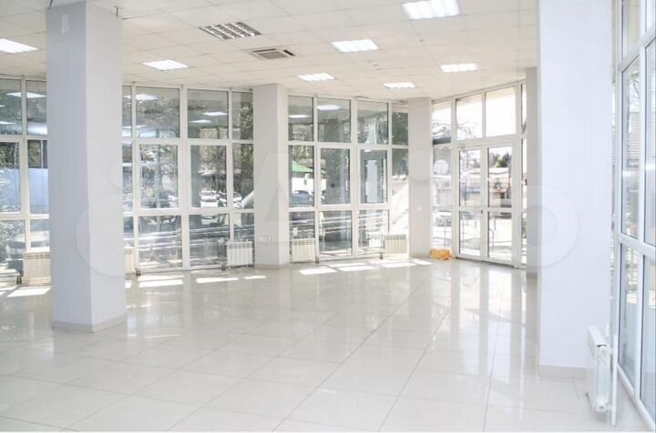 Свободного назначения, 137 м²