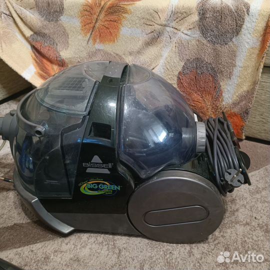 Моющий пылесос Bissell