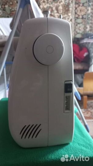 Швейная машинка Brother SL-7