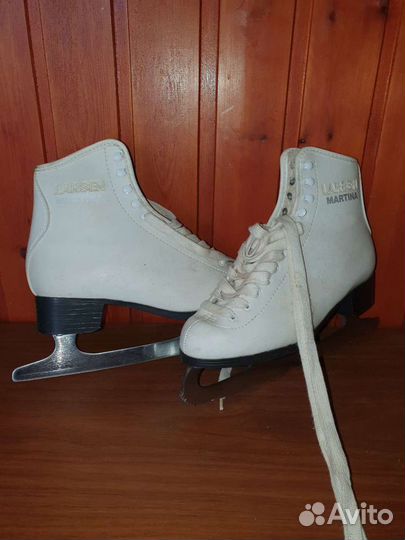 Коньки хоккейные