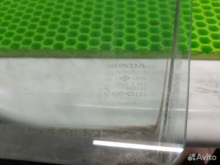 Стекло двери заднее правое Honda Accord 7 из