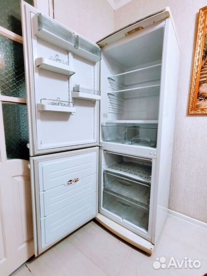 Холодильник атлант двухкамерный