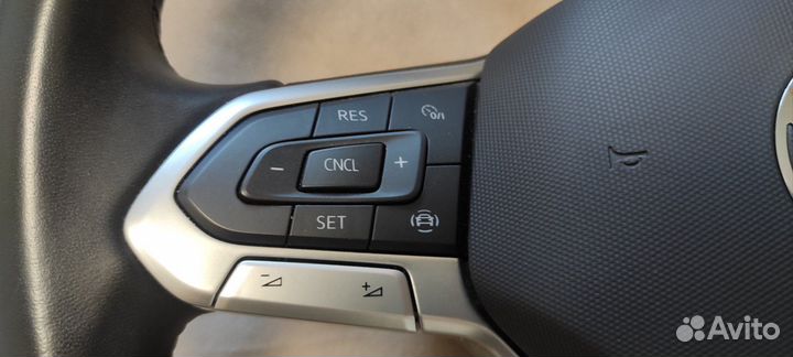 Мульти руль с подогревом и асс VW 2021