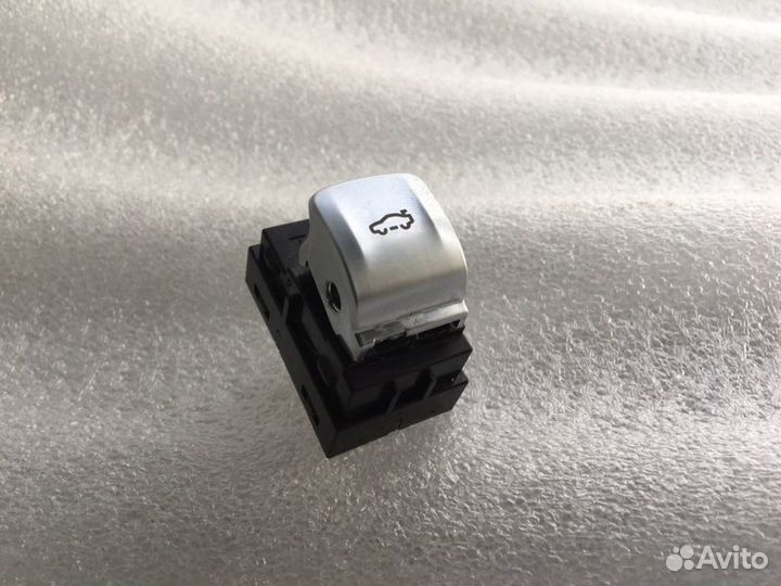 Кнопка открывания багажника Bmw 7 8 X3 X4 X7 G11