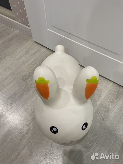 Резиновая игрушка прыгунок