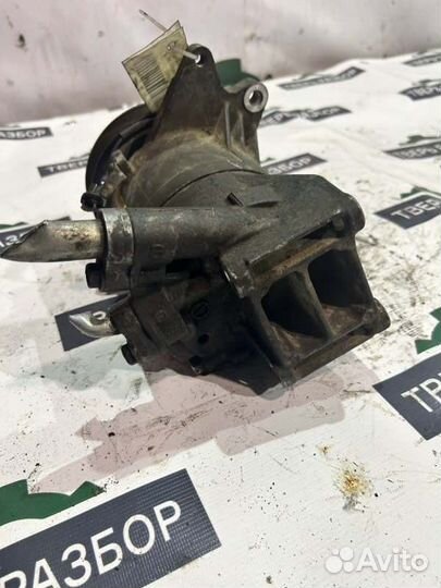 Компрессор кондиционера Nissan Murano Z50 3