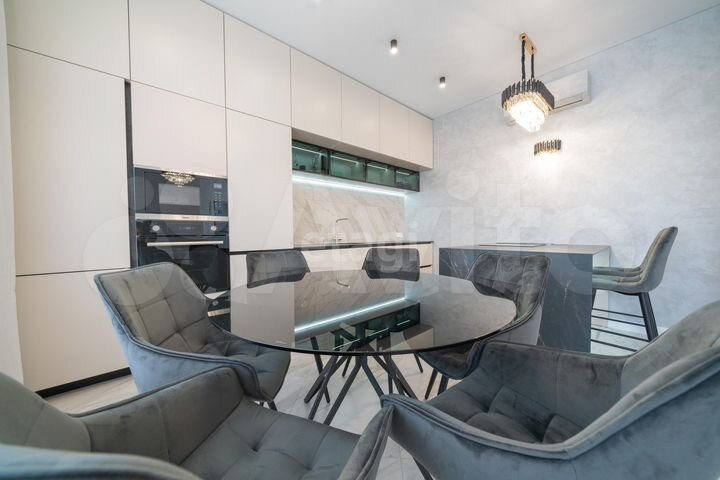 3-к. квартира, 120,1 м², 3/5 эт.