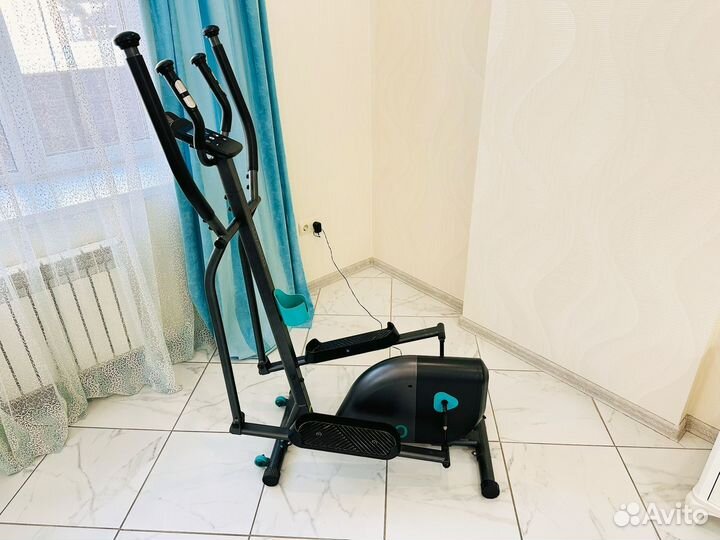 Эллиптический тренажер