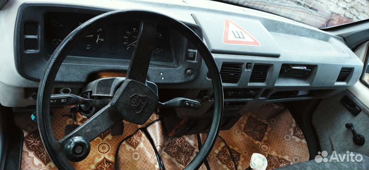 ГАЗ ГАЗель 3302 бортовой, 2001