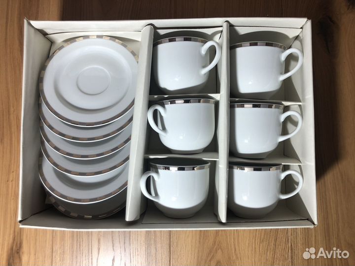 Набор чашек с блюдцами на 6 персон