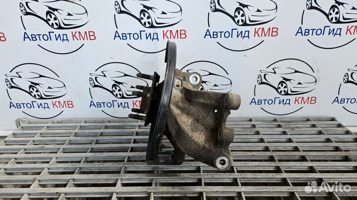 Кулак поворотный задний правый Opel Insignia