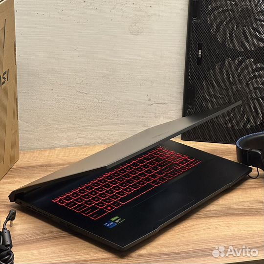 Мощный MSI 17.3 144Hz I5-11400/16GB/GTX 1650/SSD