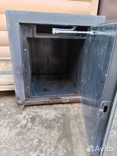 Сейф металлический бу