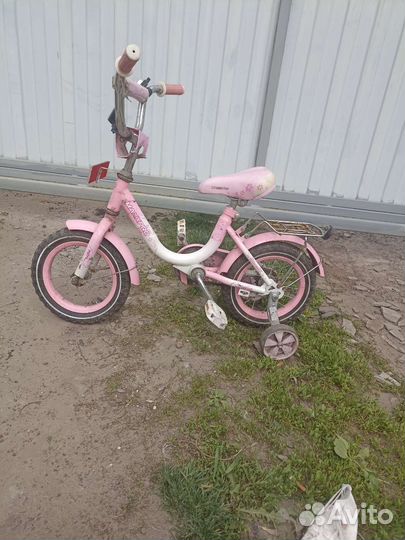 Детский трехколесный велосипед бу