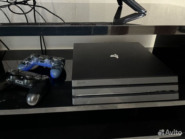 Sony playstation 4 PS4 pro 1tb с играми