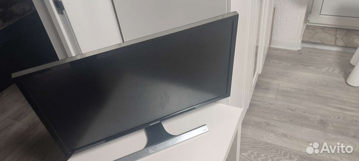 Монитор Samsung 27 4k