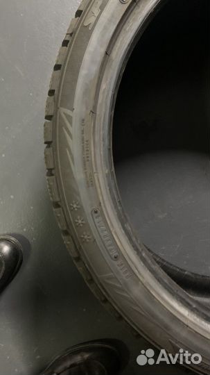 Dunlop SP Winter Ice 02 245/40 R20 и 275/35 R20 19B