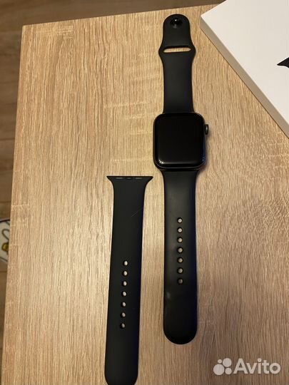 Часы apple watch se