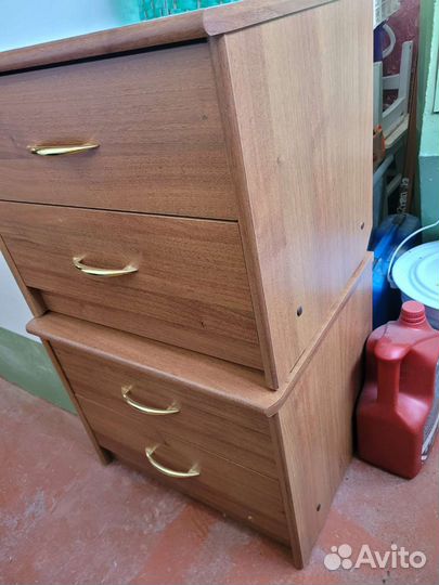 Тумбочка прикроватная бу