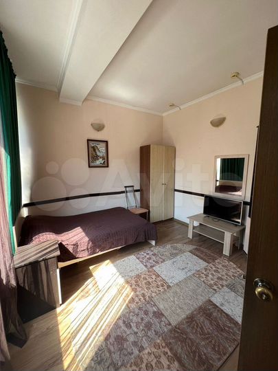 Комната 25 м², 2/2 эт.