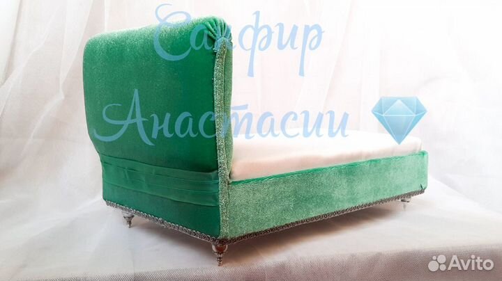 Кукольная кровать