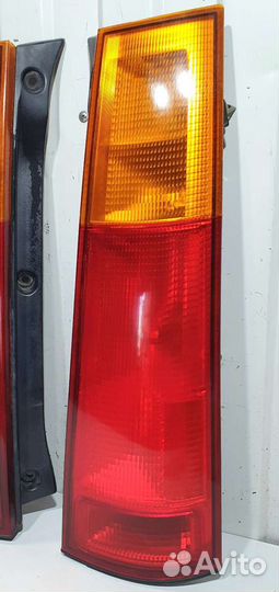 Фонарь задний Honda C-RV 1