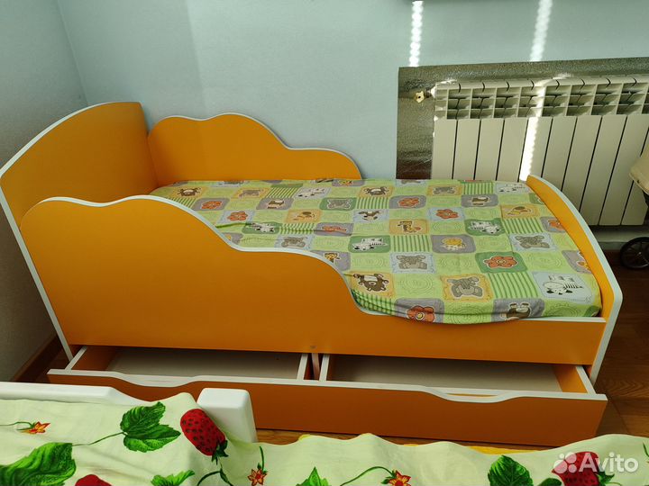 Детская кровать с кокосов матрасом 140х70 до 18.08