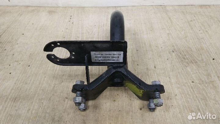 Прицепное устройство (фаркоп) Mercedes-Benz A16690