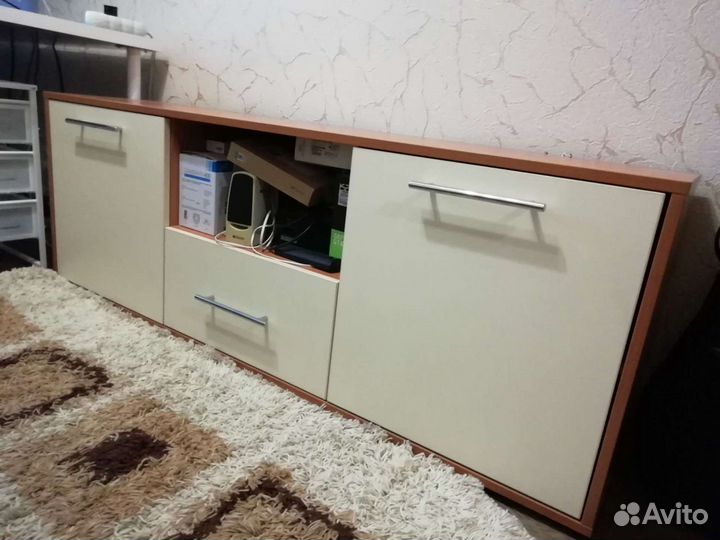 Тумба под телевизор