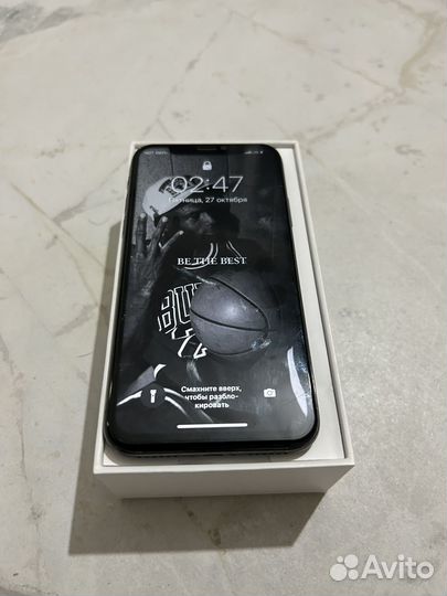 iPhone X, 64 ГБ