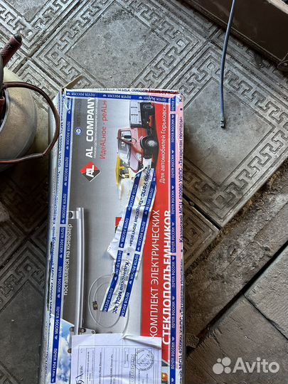 Электростеклоподъемник на газель