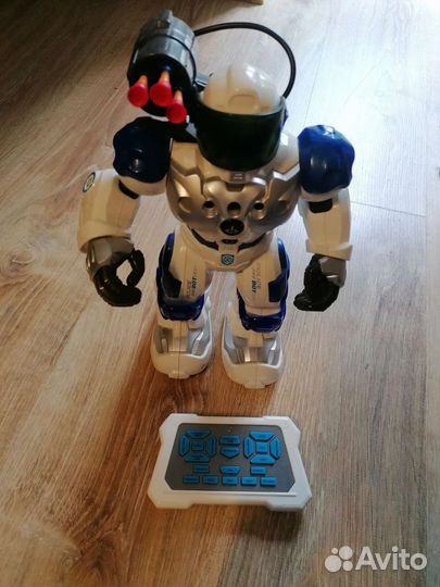 Игрушка робот