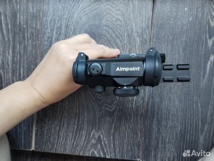 Коллиматорный прицел aimpoint