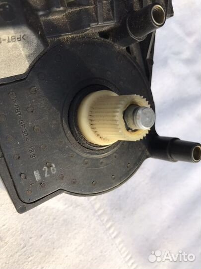 Моторчик стеклоподъемника на Ауди А4 (242)