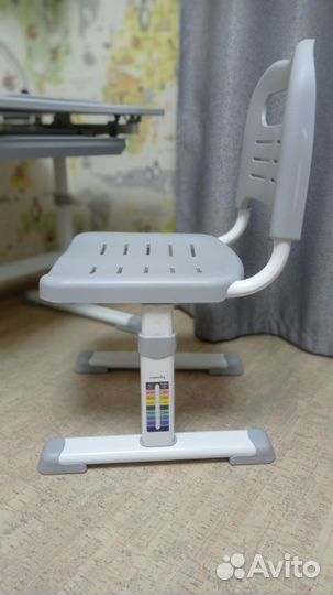 Растущая парта и регулируемый стул