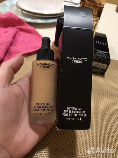 Тональный крем YSL Clinique Bobbi Brown MAC