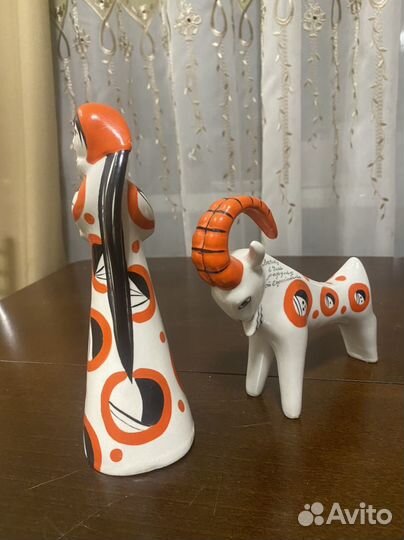 Статуэтка Девушка с косой Старая Гжель Козлик