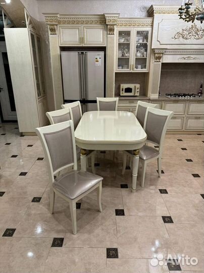 Стол, стулья набор.Оплата при получении