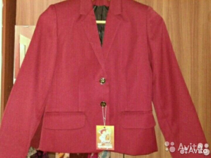 Школьный пиджак бордо р.140-146
